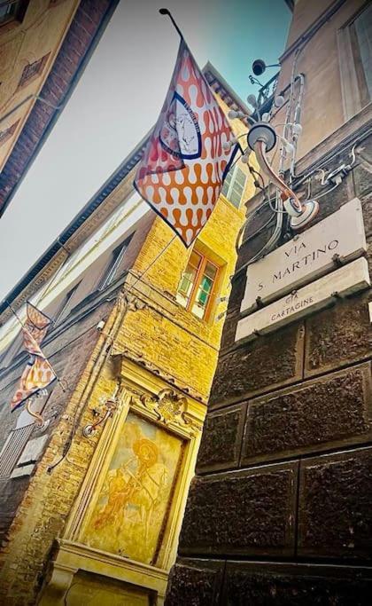Dimora Con Finestra Sui Tetti Di Siena Apartment ภายนอก รูปภาพ